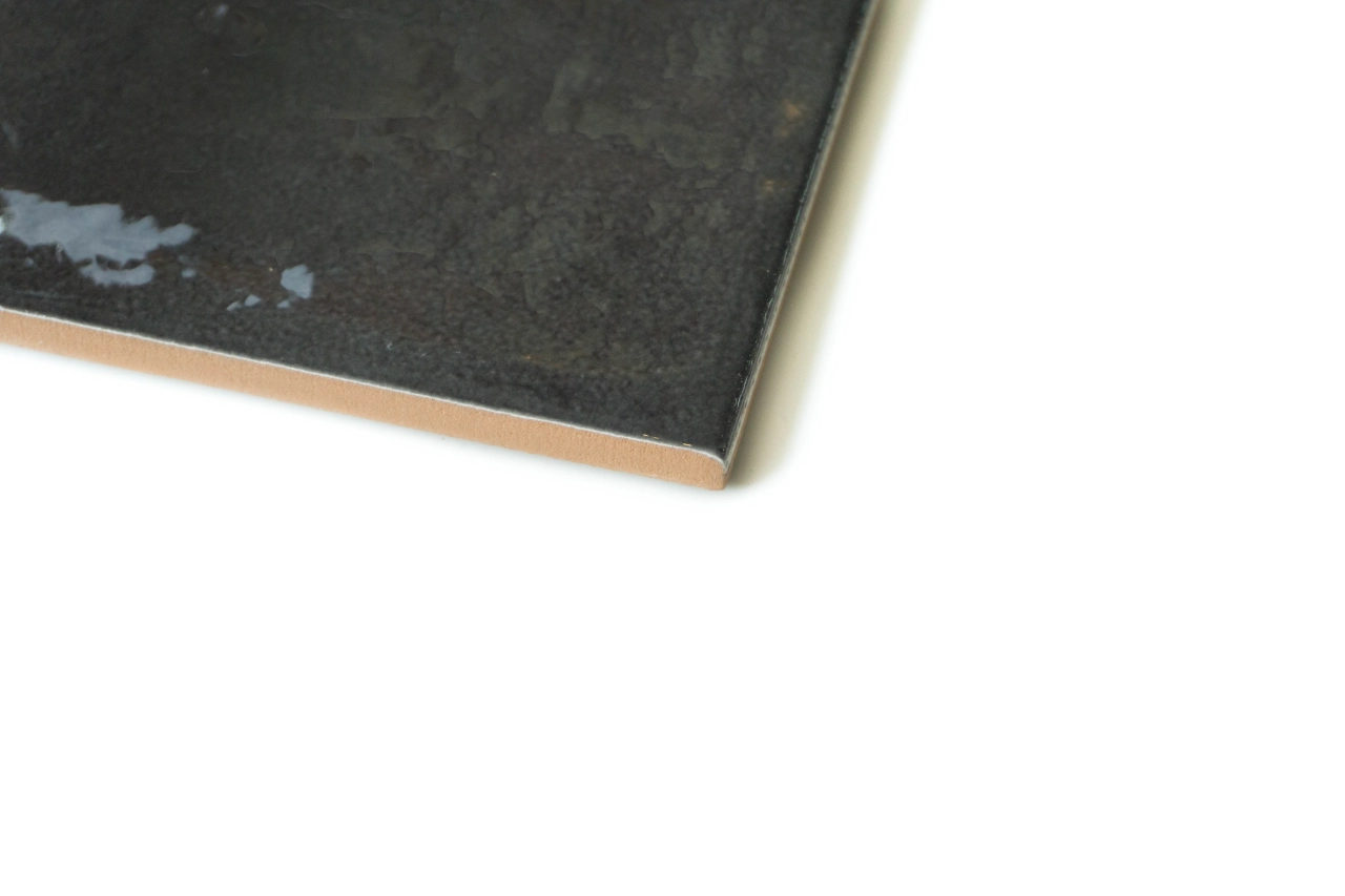 Metro Fliese dunkelgrau gewellt 10x30 – Bild 3