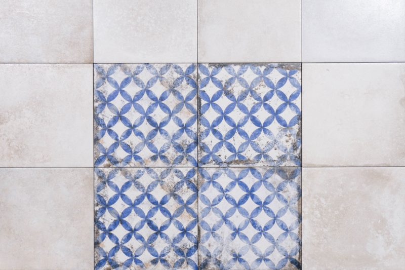 Wandfliese/ Bodenfliese Retro Dekor 3 20x20 - dieFliesen.com