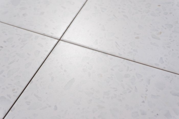 Bodenfliese Terrazzo-Optik weiß 20x20 – Bild 3