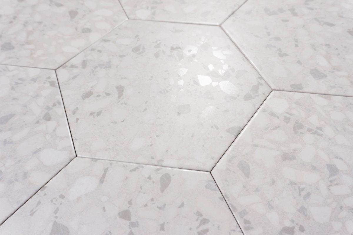 Bodenfliese Sechseck weiß 23x27 | Jetzt kaufen bei dieFliesen.com