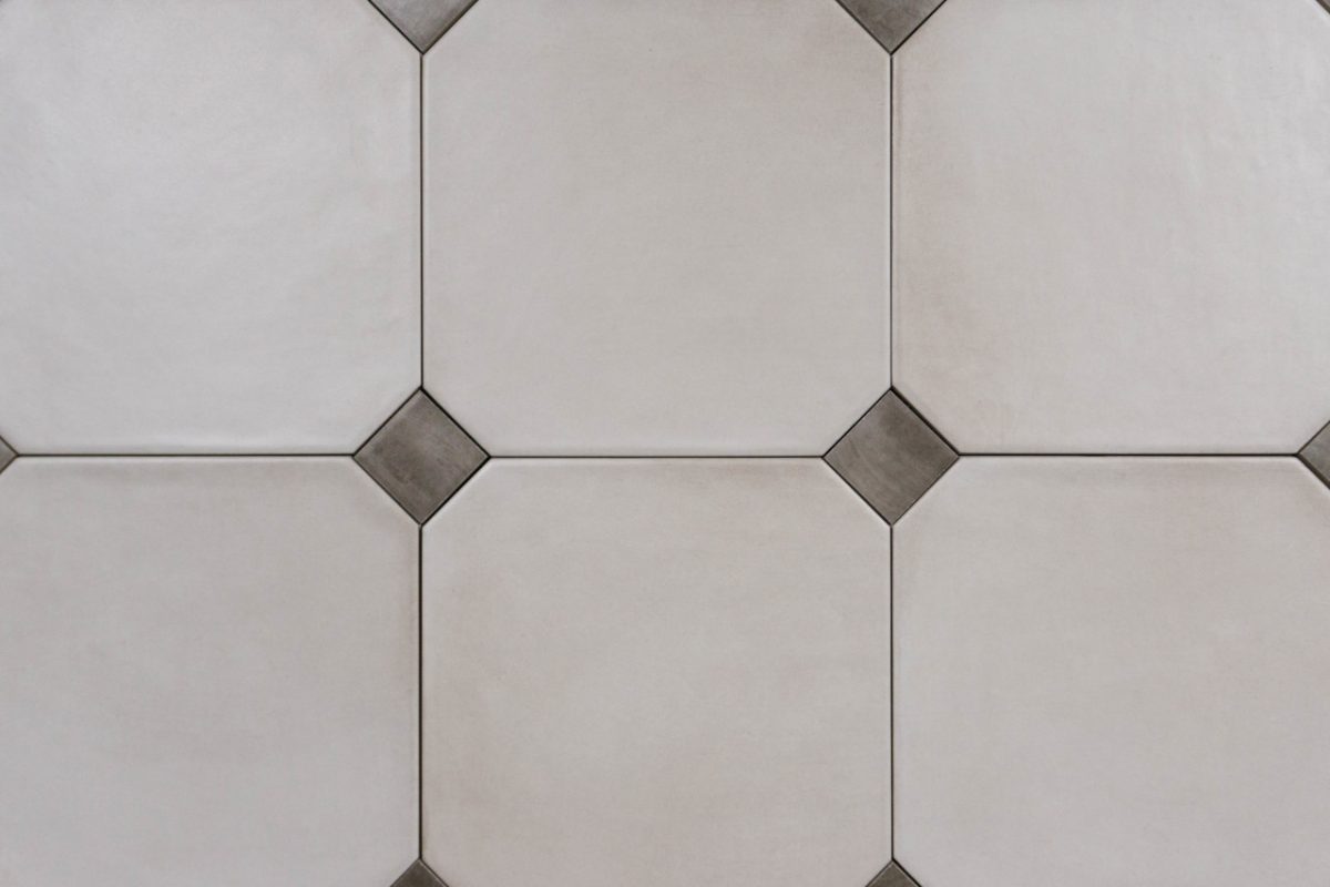 Achteckfliese weiß ohne Einleger 20x20 - dieFliesen.com