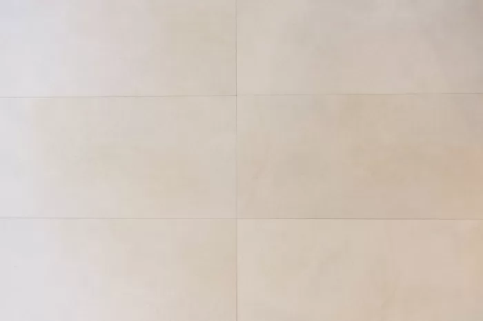 Bodenfliese beige marmoriert, teilpoliert 30x60
