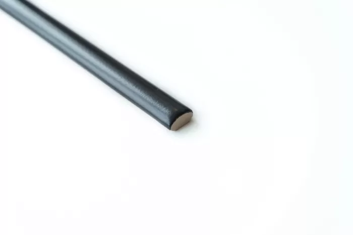 Bordüre schwarz matt 1.2x30